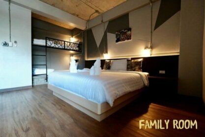 Room 2 U Hostel & Guesthouse