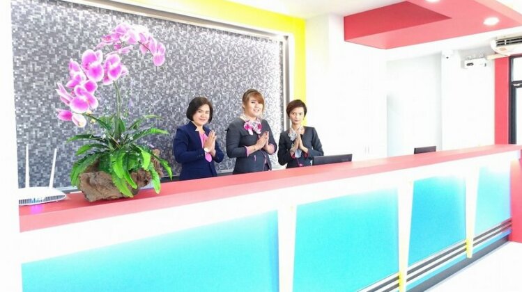 Sakura Budget Hotel - Photo2