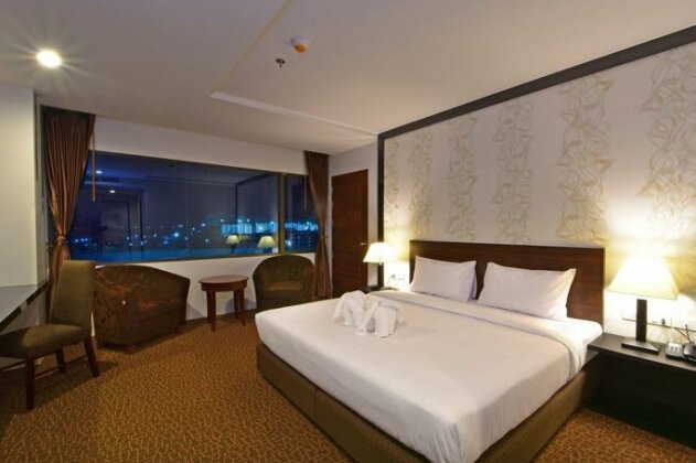 Siam Oriental Hotel - Photo5