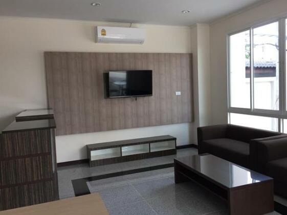 TTT Hotel - Photo2