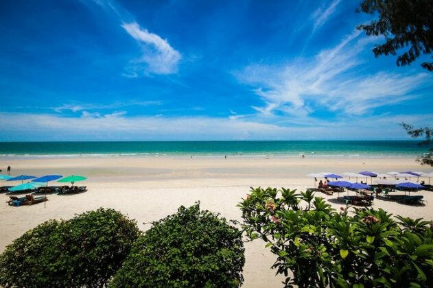 Baan Sandao Beachfront Condominium - Photo2