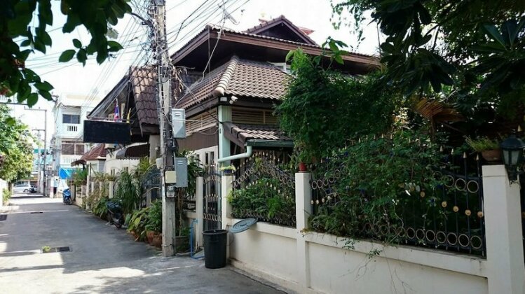 Baan Somboon Guesthouse - Photo2