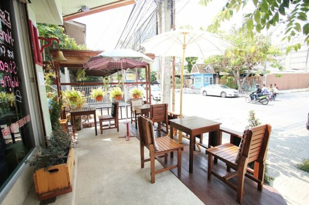 Chanchala Cafe & Hostel - Photo4
