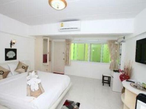 Maria Room for Rent - Photo2