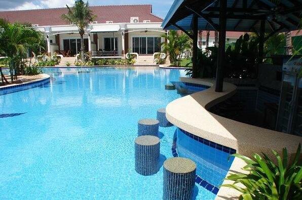 Smart Holiday Resort - Photo2