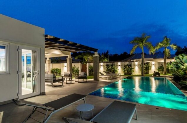 Stunning Private Pool Villa Hua Hin