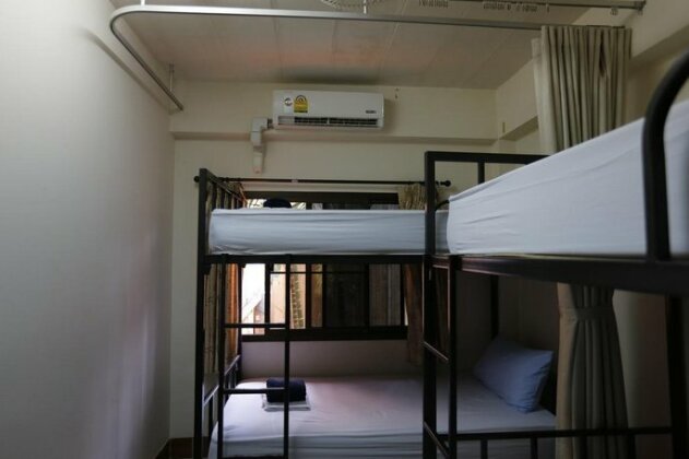 Baan Kamala Backpacker - Photo2