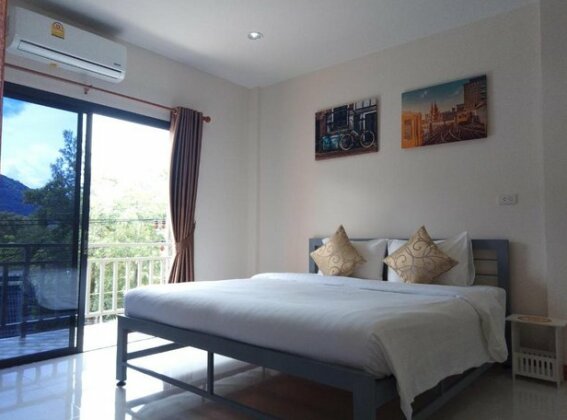 Good Atmosphere Apartment - Photo2