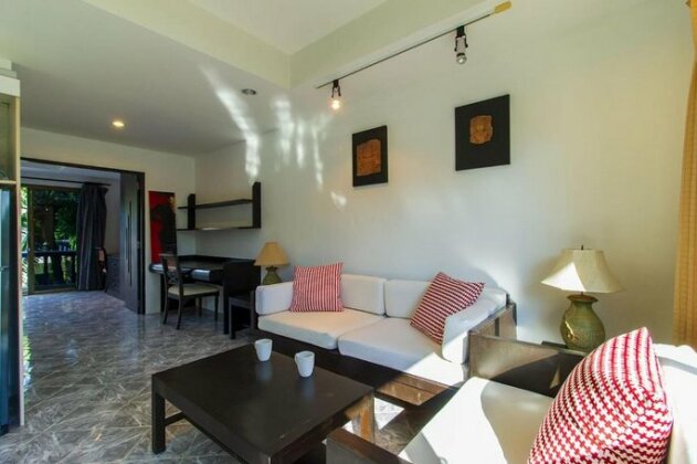 The Club Residence by Alexanders - Photo2