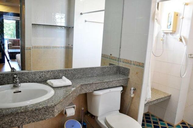 The Club Residence - Photo3