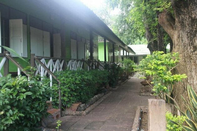 Greenview Guesthouse Kanchanaburi - Photo3