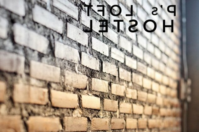 P's Loft Hostel - Photo2