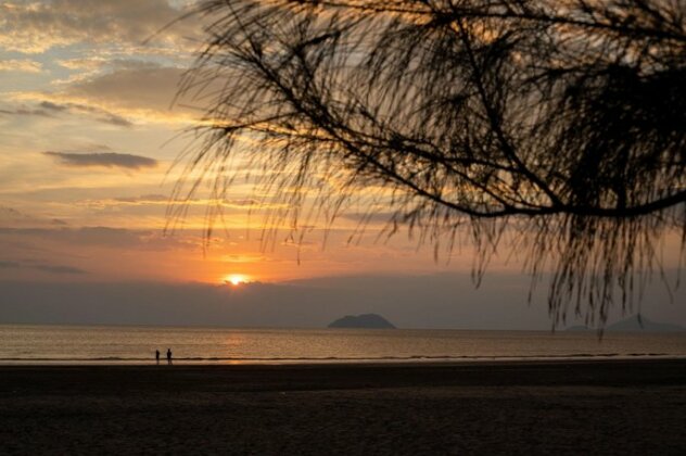 Bangben Beachfront Resort - Photo5