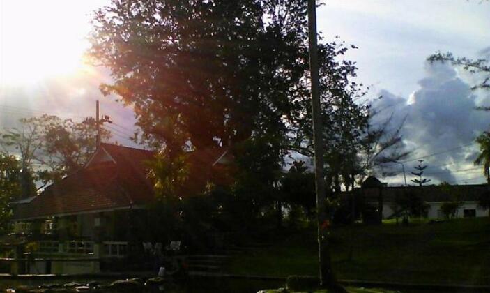 Ranong Resort and Laguna
