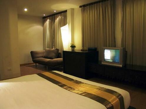 3rd Street Cafe & Guesthouse - Photo3