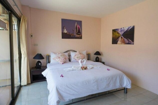 Aurora Guesthouse Karon - Photo3
