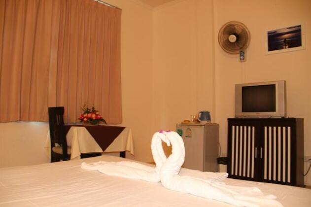 Beach Breeze Guesthouse - Photo4