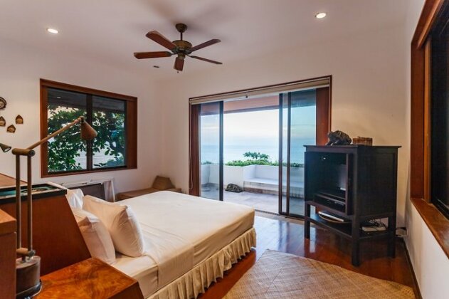 Cape Kata Villa by Lofty - Photo3