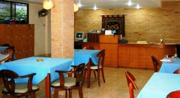 Divers Inn - Photo3