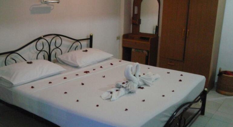 Divers Inn - Photo5