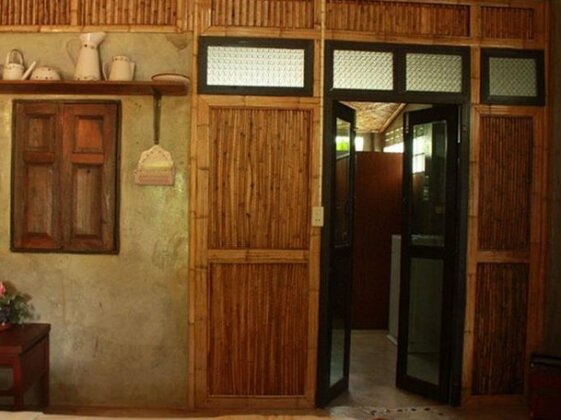 Hotel Bamboo Village - Photo2