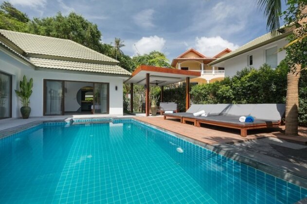 Karon Beach Pool Villa 2