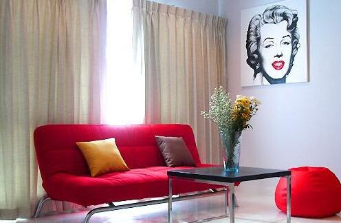 Karon Studio - Photo3