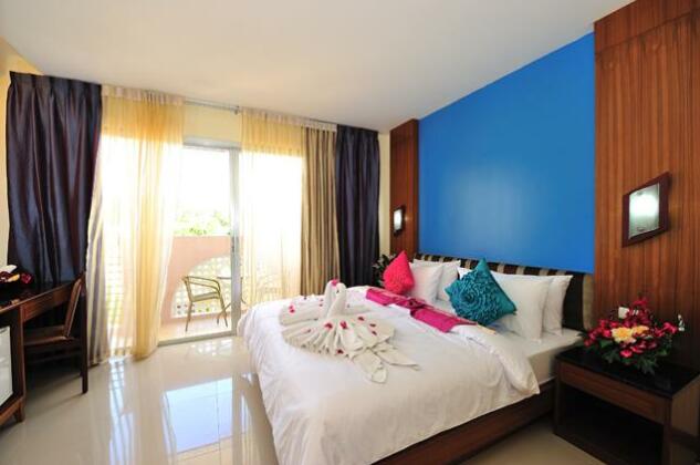 Kata Blue Sea Resort - Photo5