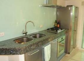 Kata Hill Seaview Apartment - Photo4