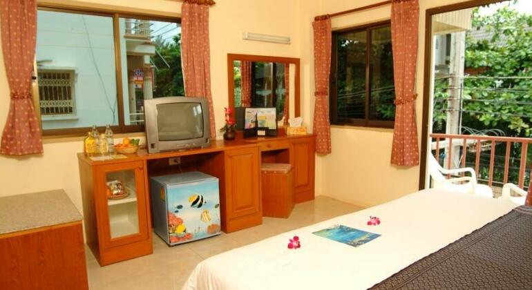 Kata Noi Bay Inn - Photo4