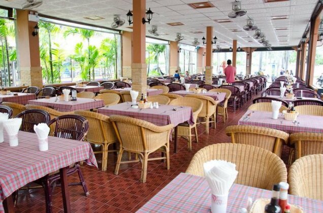 Kata Palace Phuket - Photo4