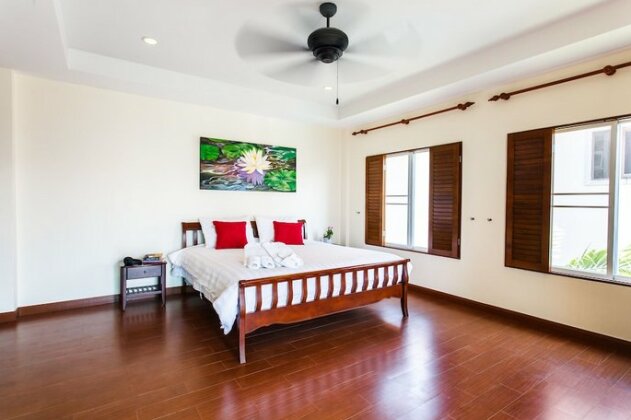 Kata Top View by Lofty - Photo5