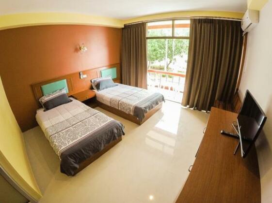 Madam House - Photo3