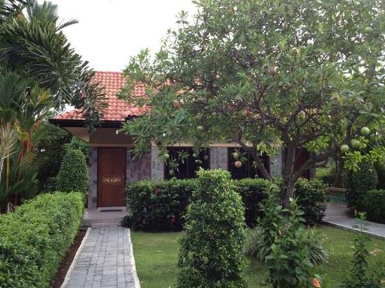 Relax Garden Bungalow - Photo2