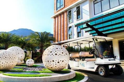 The Beach Heights Resort - Photo3