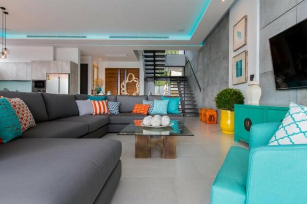 Villa Omari 5Bedroom with pool