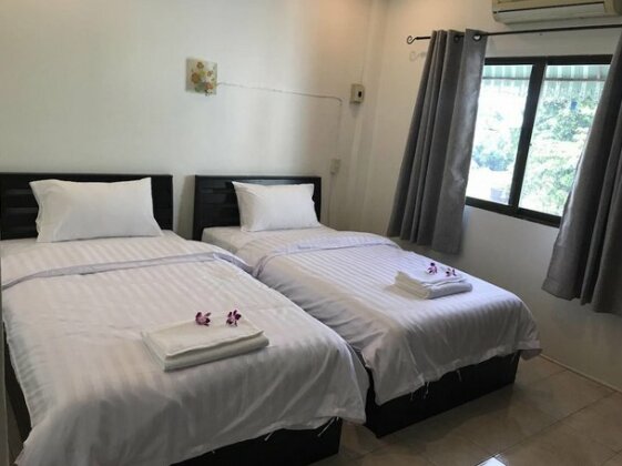 White Snapper Kitchen & Guesthouse - Photo5