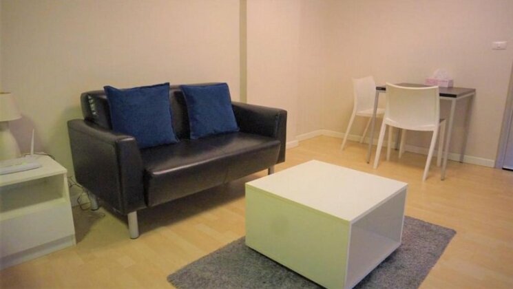 Charming Condo With Prime Location - Photo4