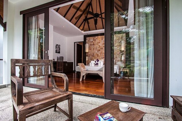 Nirano Villa 12 Opulent 1 Bed Rental in the Heart of Phuket - Photo3