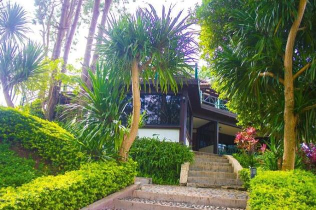 Bird Land Resort - Photo2