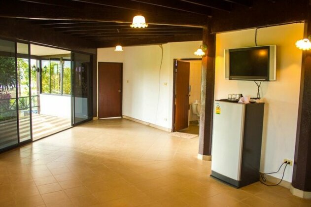 Bird Land Resort - Photo3