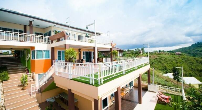 Mhork Buri Resort - Photo2