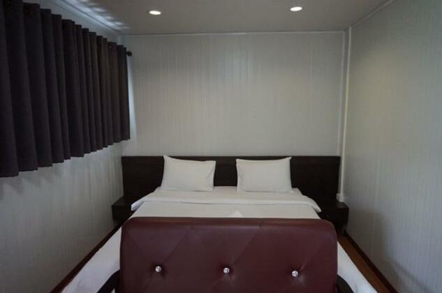 Cool Sleep Box Hotel - Photo5