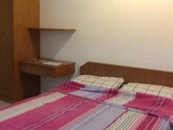 Helen Place - Photo5