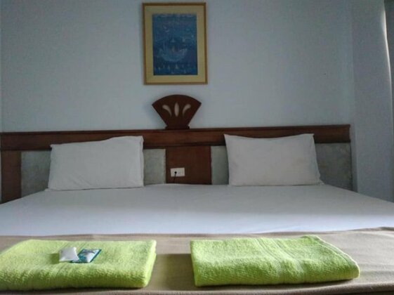 N E apartment2