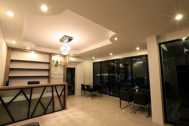 Somsamai Style Apartment - Photo2