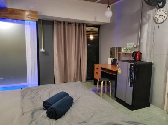 The Room 4 U Hostel - Photo3