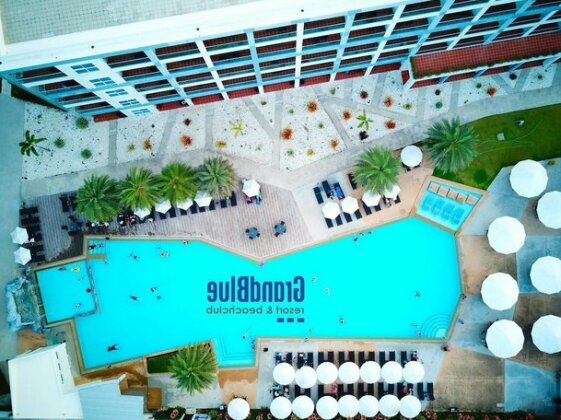 GrandBlue Resort & Beachclub - Photo2