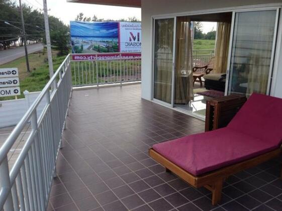 Mae Phim Beach Ocean Condo - Photo5