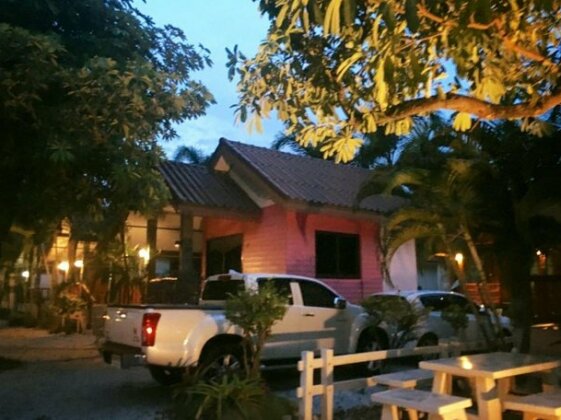 Phupha Beach Resort - Photo2